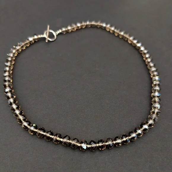 Faceted smoke glass beaded necklace - Picture 5 of 11